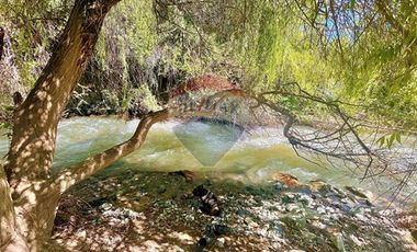 Parcela en venta con bajada al río