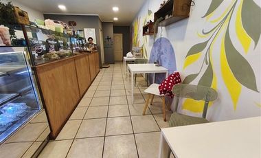INVIERTE en RECOLETA, local comercial cafetería