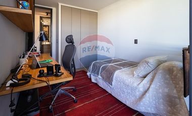 PENTHOUSE ÚNICO FRENTE A PORTAL LA DEHESA