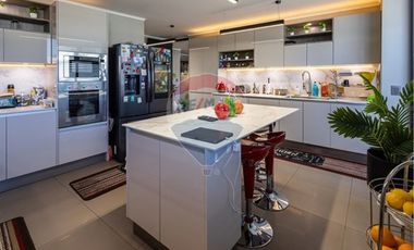 PENTHOUSE ÚNICO FRENTE A PORTAL LA DEHESA