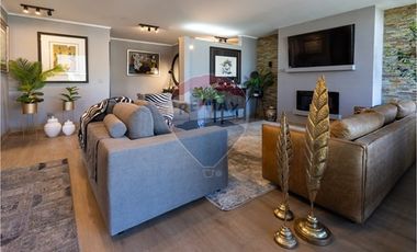 PENTHOUSE ÚNICO FRENTE A PORTAL LA DEHESA