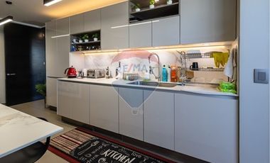 PENTHOUSE ÚNICO FRENTE A PORTAL LA DEHESA