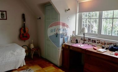 Hermosa casa con gran terreno busca familia