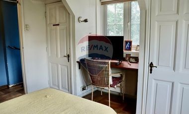 Hermosa casa con gran terreno busca familia