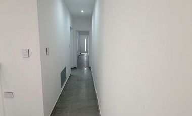 VENTA CASA DOS DORMITORIOS BARRIO LOS PLATANOS CIPOLLETTI