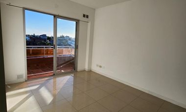 DEPARTAMENTO 2 AMB. CON AMPLIO BALCON EN VENTA VILLA LUZURIAGA