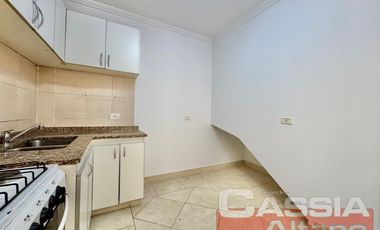 TRIPLEX EN PH, 5 AMBIENTES, 3 DORMITORIOS CON GARAGE Y PATIO LIBRE