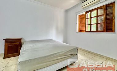 TRIPLEX EN PH, 5 AMBIENTES, 3 DORMITORIOS CON GARAGE Y PATIO LIBRE