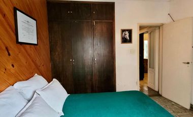 VENTA Casa de 5 ambientes con departamento. Barrio El Gaucho, Mar del Plata
