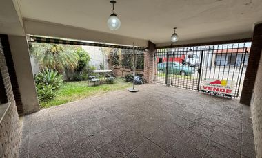 COMODA CASA GOROSTIAGA 1800
