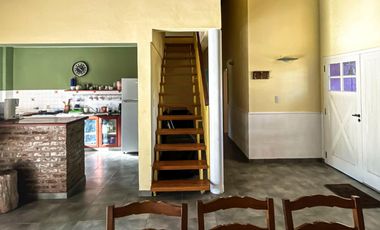 ESPECTACULAR CASA  4 AMBIENTES EN DOS PLANTAS - BARRIO CERRADO LAS FUENTES CLUB ESTEBAN ECHEVERRIA