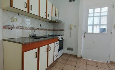 Casa - Lomas de Zamora Este