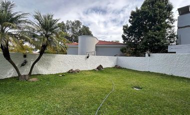 CASA DE LUJO EN RENTA EN COTO EN PUERTA DE HIERRO, ZAPOPAN