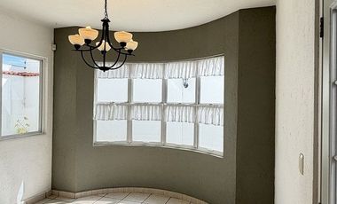 Casa en Renta en Punta Juriquilla | Jardín, Seguridad y Excelente Ubicación