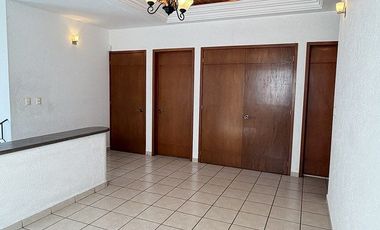 Casa en Renta en Punta Juriquilla | Jardín, Seguridad y Excelente Ubicación