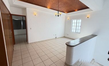 Casa en Renta en Punta Juriquilla | Jardín, Seguridad y Excelente Ubicación