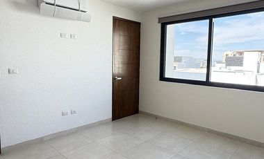 Casa en Renta en Zibatá | 4 niveles · Roof Garden · Salón de juegos · Jardín