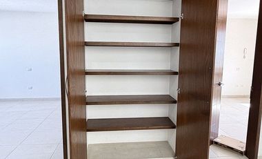 Casa en Renta en Zibatá | 4 niveles · Roof Garden · Salón de juegos · Jardín