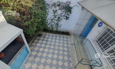 Exc. Duplex 2 Amb. con Cochera, Patio y Terraza, Impecable