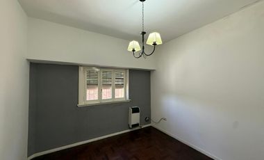 Casa ph tres ambientes terraza en alquiler Sarandi Avellaneda