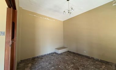 Casa ph tres ambientes terraza en alquiler Sarandi Avellaneda