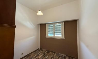 Casa ph tres ambientes terraza en alquiler Sarandi Avellaneda