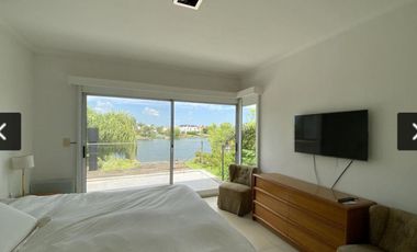 Casa al lago en venta