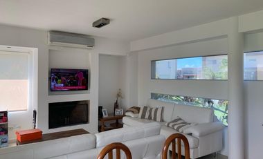 Casa al lago en venta