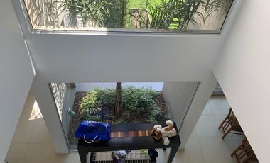 Casa al lago en venta