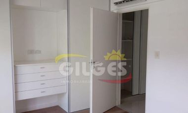 Alquiler de Departamento 2 Ambientes al frente en Ramos Mejia - Ideal Vivienda o Uso Profesional