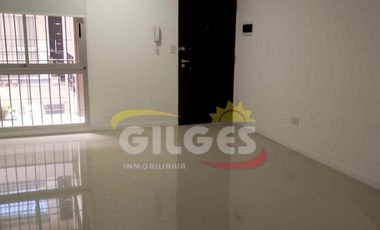 Alquiler de Departamento 2 Ambientes al frente en Ramos Mejia - Ideal Vivienda o Uso Profesional