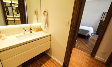 Departamento 4 ambientes en alquiler  en Monserrat impecable estado.