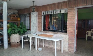 AMPLIA PROPIEDAD EN VENTA EN BARRIO EMPALME