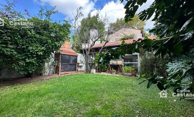 Exc Chalet 5 Amb con Fondo, Quincho y Garage