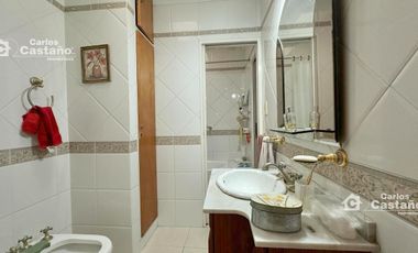 Exc Chalet 5 Amb con Fondo, Quincho y Garage