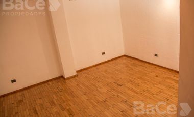 VENTA CASA BARRIO MARTIN - 4 dormitorios   cochera   patio y terraza