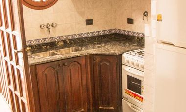 VENTA CASA BARRIO MARTIN - 4 dormitorios   cochera   patio y terraza