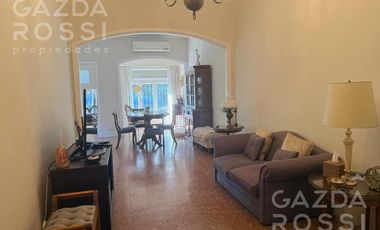 Casa en venta en Temperley