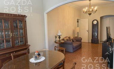 Casa en venta en Temperley
