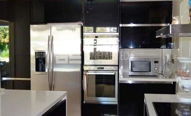 Daniela Esteche Realty & home, importante casa francesa en La Lomada