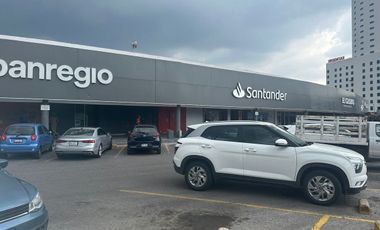 LOCAL EN RENTA EN PLANTA BAJA EN JURIQUILLA