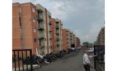 SE ARRIENDA APTO 204 TO 18 EN C.R. CIMARA IBAGUE SECTOR PICALEÑA