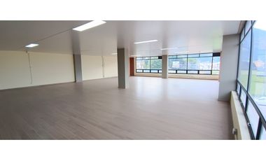 El Local  ideal para tus eventos  tu próximo negocio te espera en Cota