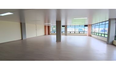 El Local  ideal para tus eventos  tu próximo negocio te espera en Cota