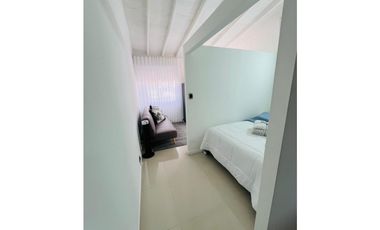 Arriendo Apartaestudio Amoblado La Floresta, Medellin