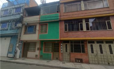 SE ARRIENDA CASA EN B/EL PARAISO-DINDALITO, ZONA DEL EL TINTAL - KMCM