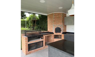 🔥RENTA de casa amoblada con piscina y jacuzzi en Cerritos