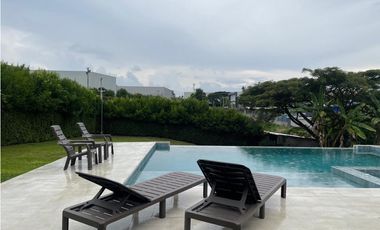 🔥RENTA de casa amoblada con piscina y jacuzzi en Cerritos