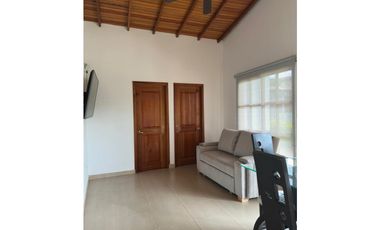 🔥RENTA de casa amoblada con piscina y jacuzzi en Cerritos