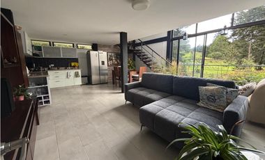 Arriendo casa finca amoblada en El Tablazo de tres niveles